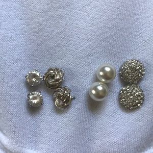 🗻Set of 4 earrings